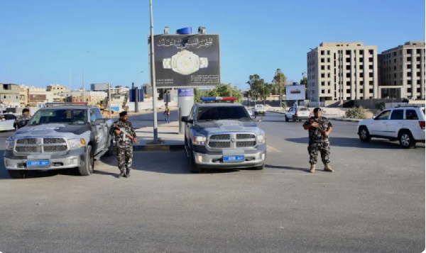 Libya: Minister in national unity government injured in gun attack on car