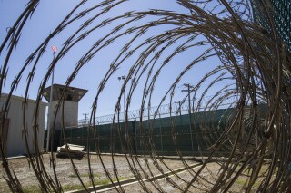 Ecuador demands return of Guantanamo territory to Cuba