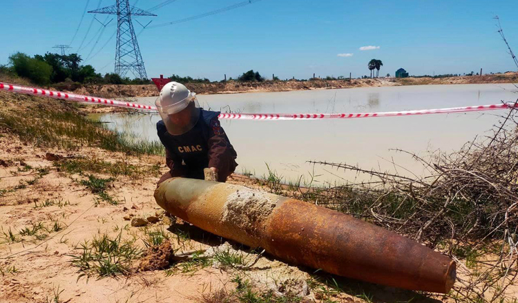 Cambodia Discovers War-Left U.S. Aerial Bomb MK-82 In Kandal Province: Official