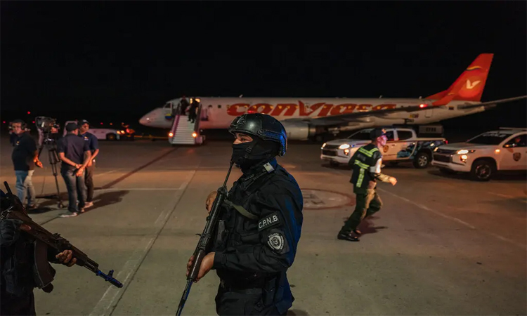 199 migrants deported from US arrive in Venezuela: Interior Minister