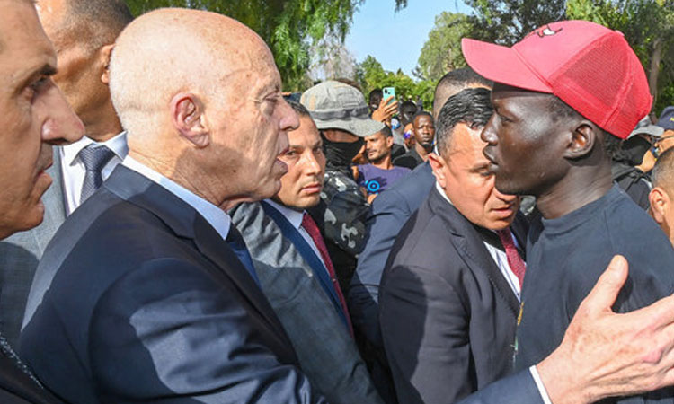 Tunisian president urges increased migrant returns