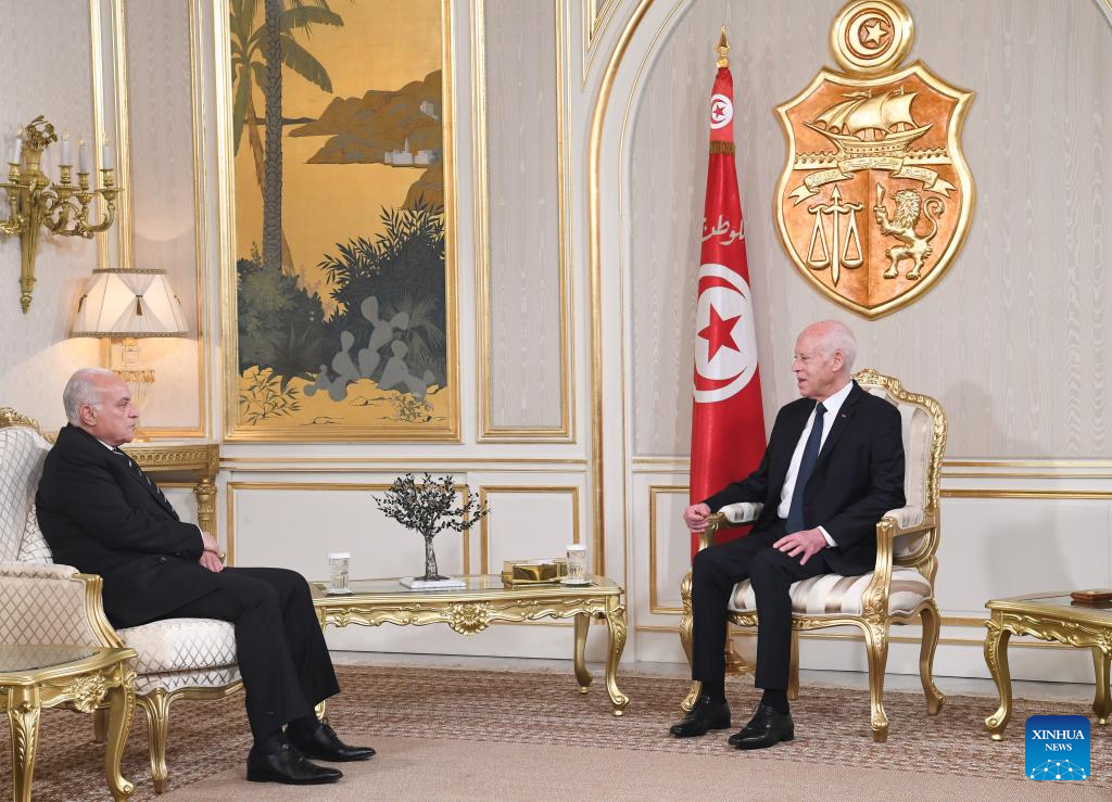 Tunisia, Algeria pledge close ties, cooperation