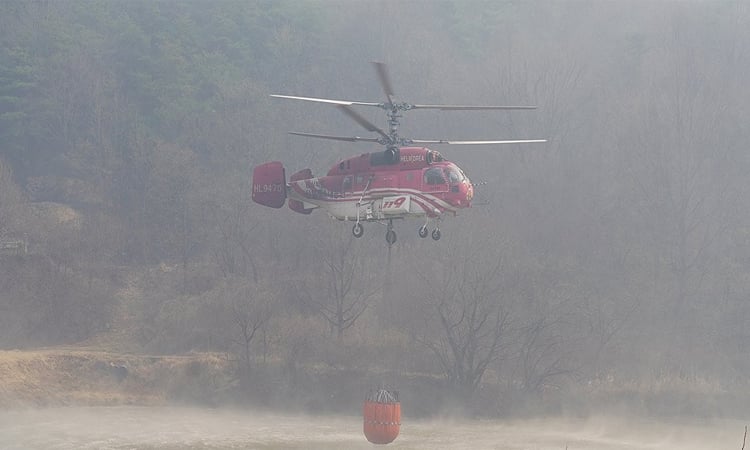 South Korean pilot killed in firefighting helicopter crash