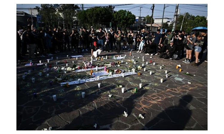 Mexico mourns photographers killed in music festival mishap