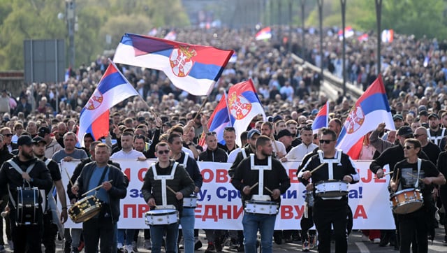 Serbia: President Vucic holds nationalist rally to counter student demos