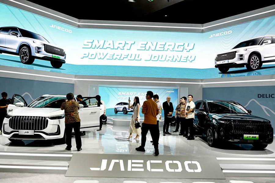 Chinese Automaker Backs Indonesia’s Green Industry Push As Main Partner In AIGIS 2025