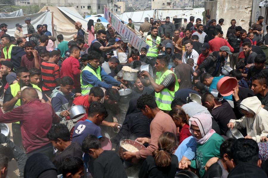 Video Showing Thousands Of Gazans Rushing For Aid Heartbreaking: UN