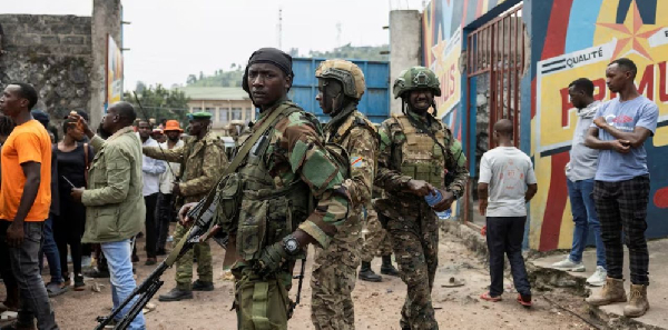 Qatar hosts talks between Congo and Rwanda, also meets with rebels, sources say