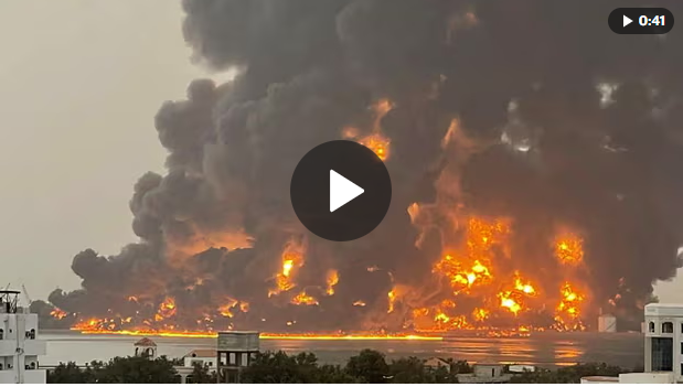 Yemeni Ports Lose 1.4 Billion USD Amid U.S., Israeli Strikes Since July 2024: Houthis