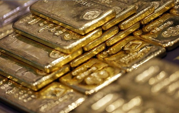 Azerbaijan tripled gold export revenue in Jan-Apr This Year
