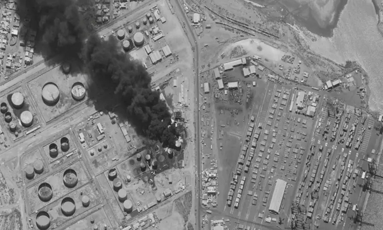 Sudan crisis: Drone strike on Port Sudan navy base – army source