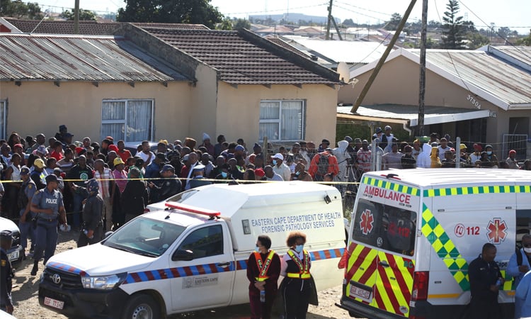 South Africa: Police hunt gunmen after 8 customers killed in attack on a Durban bar