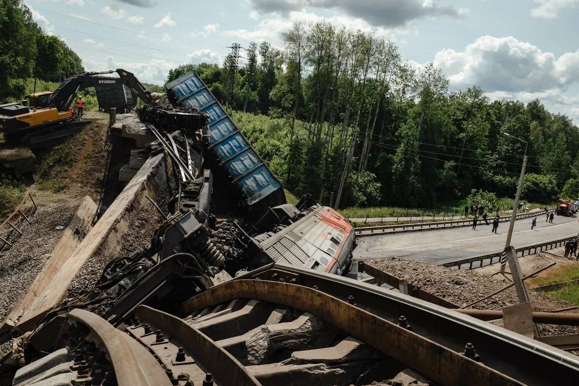 Russian Investigator Classifies Bridge Collapses In Border Regions As “Terrorist Attack”