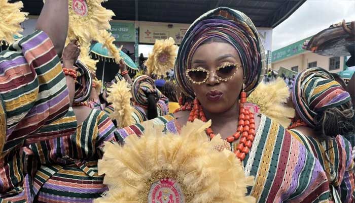 Culture and colour come out in praise of a Nigerian King