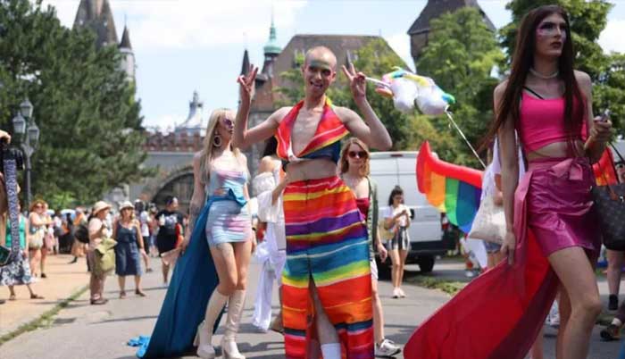 Hungary: Police ban Budapest pride march, but Mayor vows it will go ahead