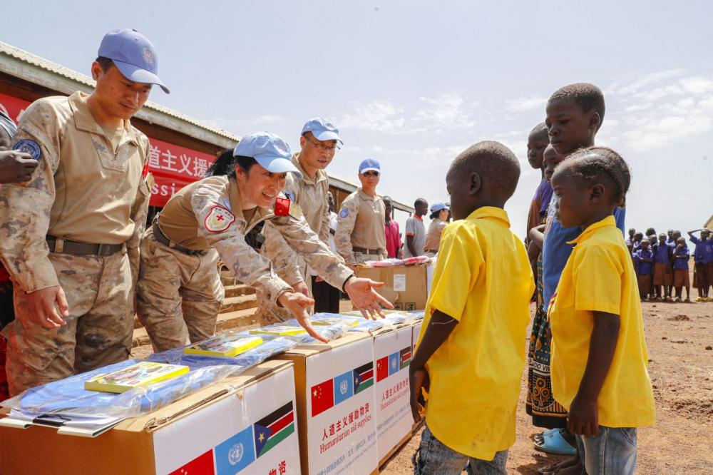 Chinese medical team, peacekeepers donate essentials to orphans in South Sudan