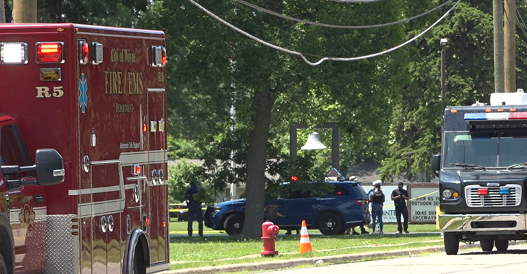 US gun violence: 1 injured, suspect dead after shooting at church in Michigan