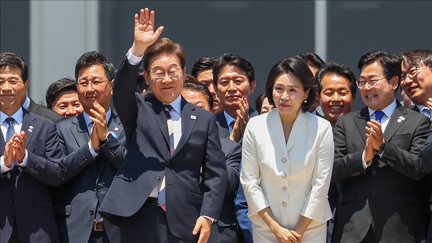 S. Korean President Names Ministers, Secretaries