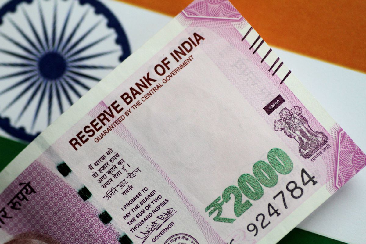 India’s Forex Reserves Rise To 702.784 Billion USD