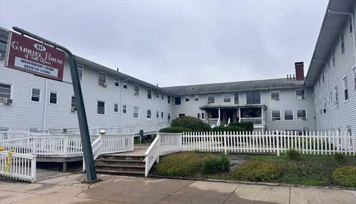 US: Nine killed and dozens, including 5 firemen, hurt in fire at Massachusetts assisted-living home