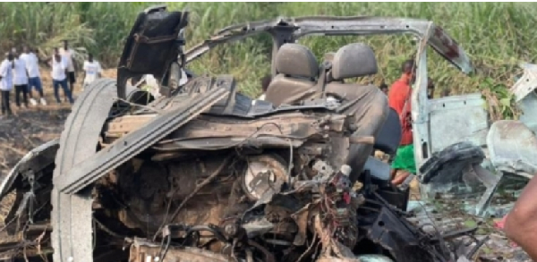 Ghana: Obogu Church in mourning as pastor’s 2 children, 13 others die in devastating road crash