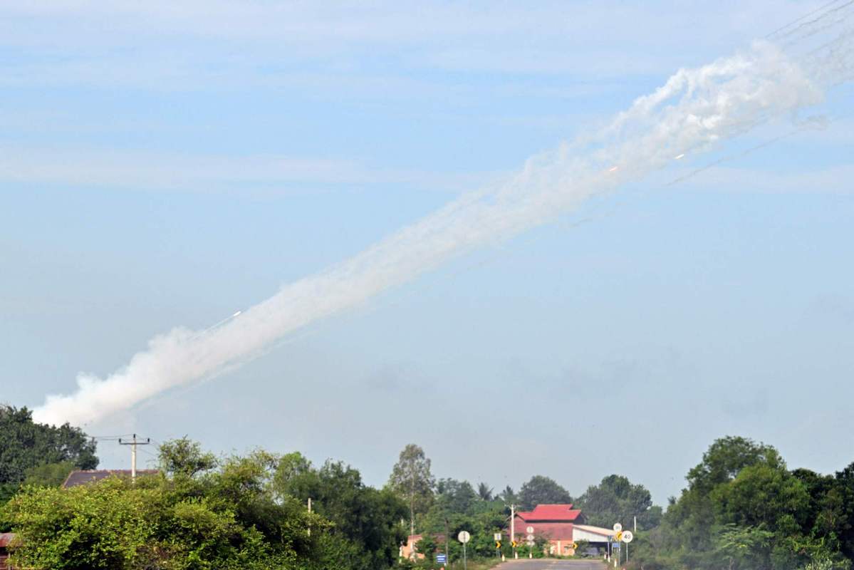Cambodian Civil Aviation Authority Bans Flights From Flying Across Fighting Zones With Thailand