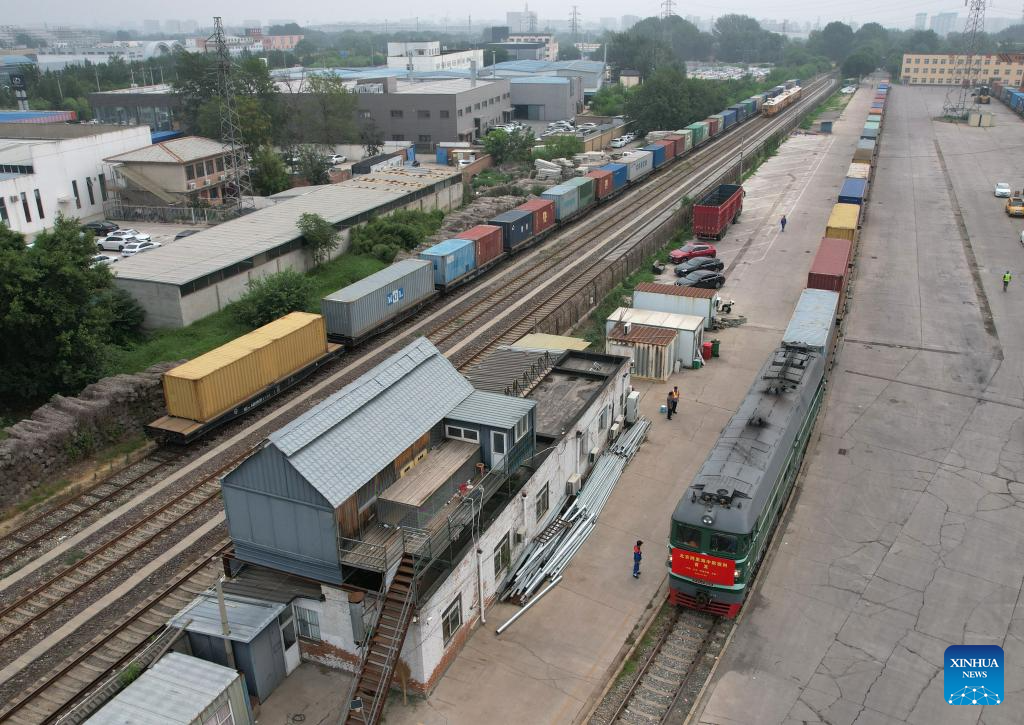 Beijing Launched First China-Europe Freight Train To Cross Caspian Sea