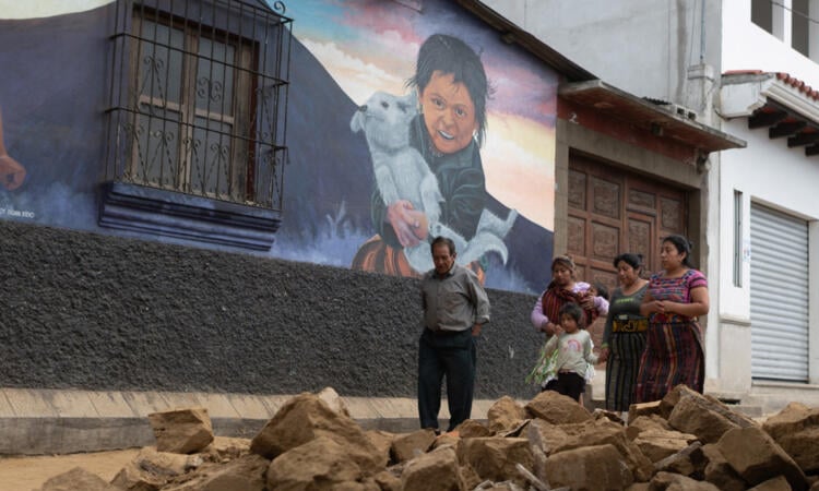 Guatemala: Mob lynches five alleged thieves in quake-hit Santa Maria de Jesus town