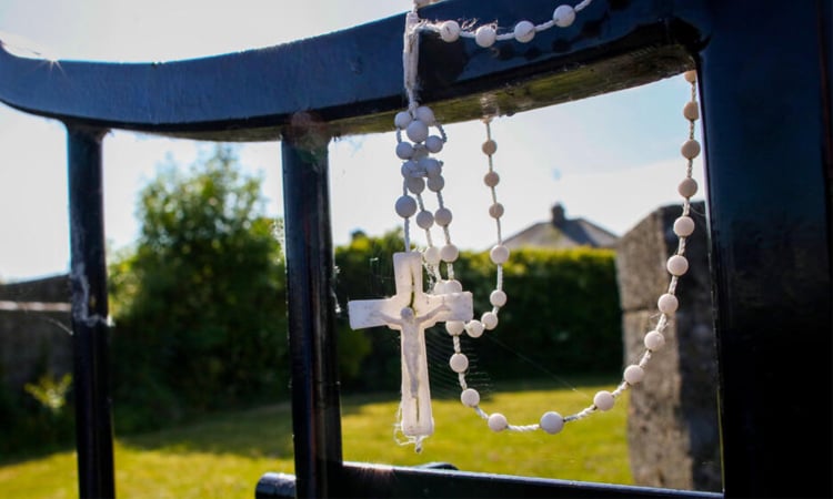 Ireland: Excavations begin at child mass grave site in Tuam