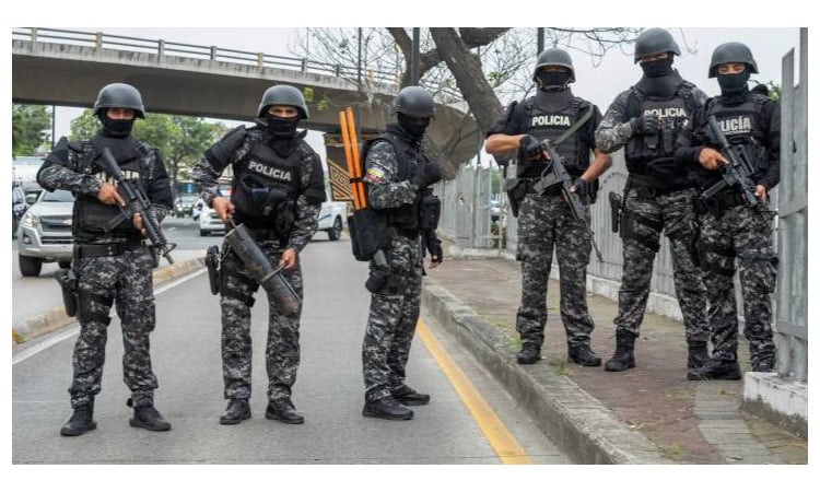 Ecuador: Armed attackers kill 14 civilians, including a 12-year-old boy – police