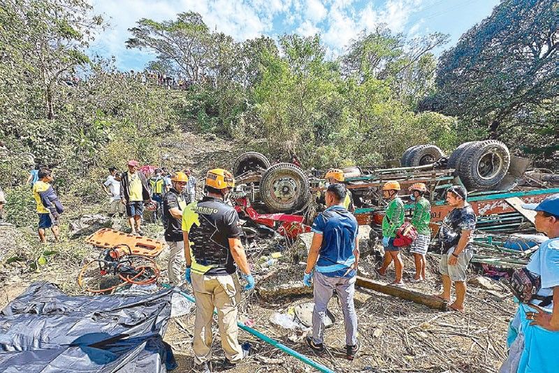 Eight Killed, 15 Injured After Truck Fell Into Ravine In Southern Philippines