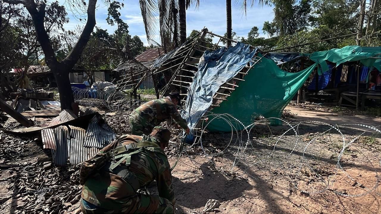 Cambodia Says Barbed Wire Deployed By Thai Soldiers Removed