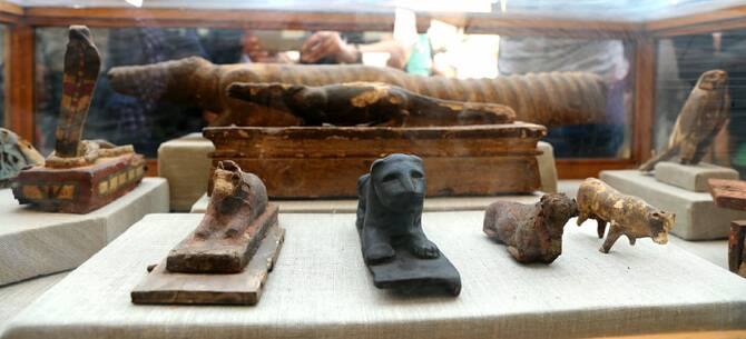 Egypt Retrieved 13 Smuggled Artefacts From Britain, Germany