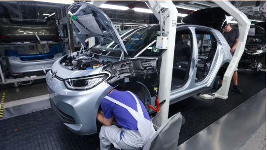 German Auto Industry Cuts Over 51,000 Jobs Over U.S. Tariff, Weak Demand: Report