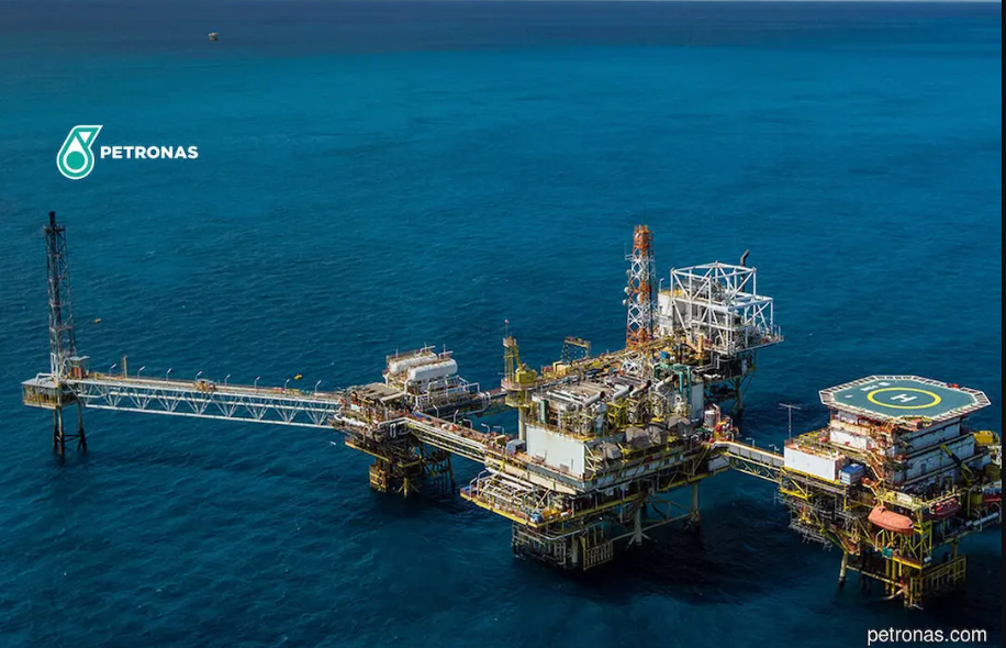 Malaysia’s Petronas Records Lower Profit Amid Challenging Environment