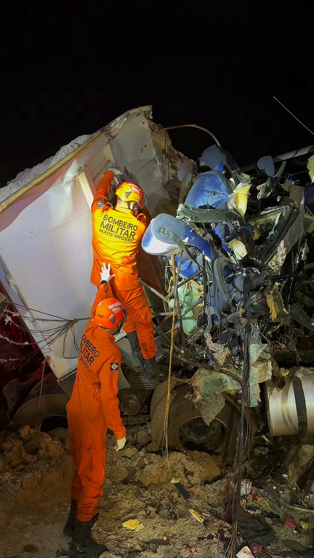 Brazil: 11 dead, 46 injured in bus-truck collision