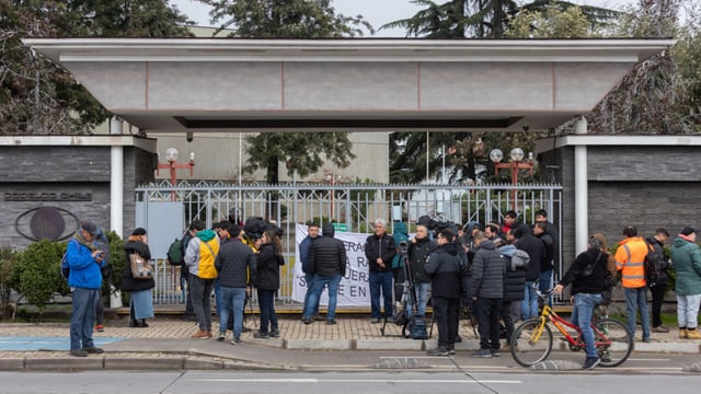 Chile: Search intensifies for five trapped in giant copper mine triggered by tremor