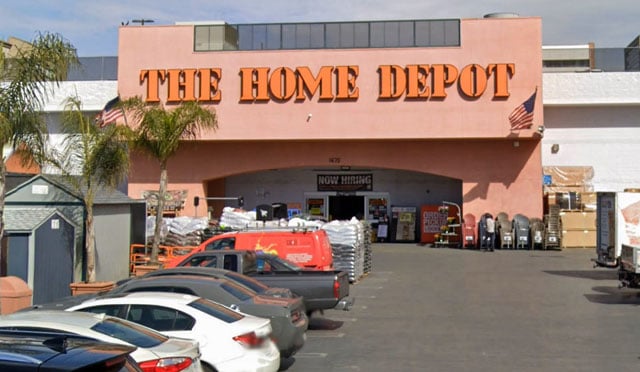 US: Man dies fleeing ICE raid in California