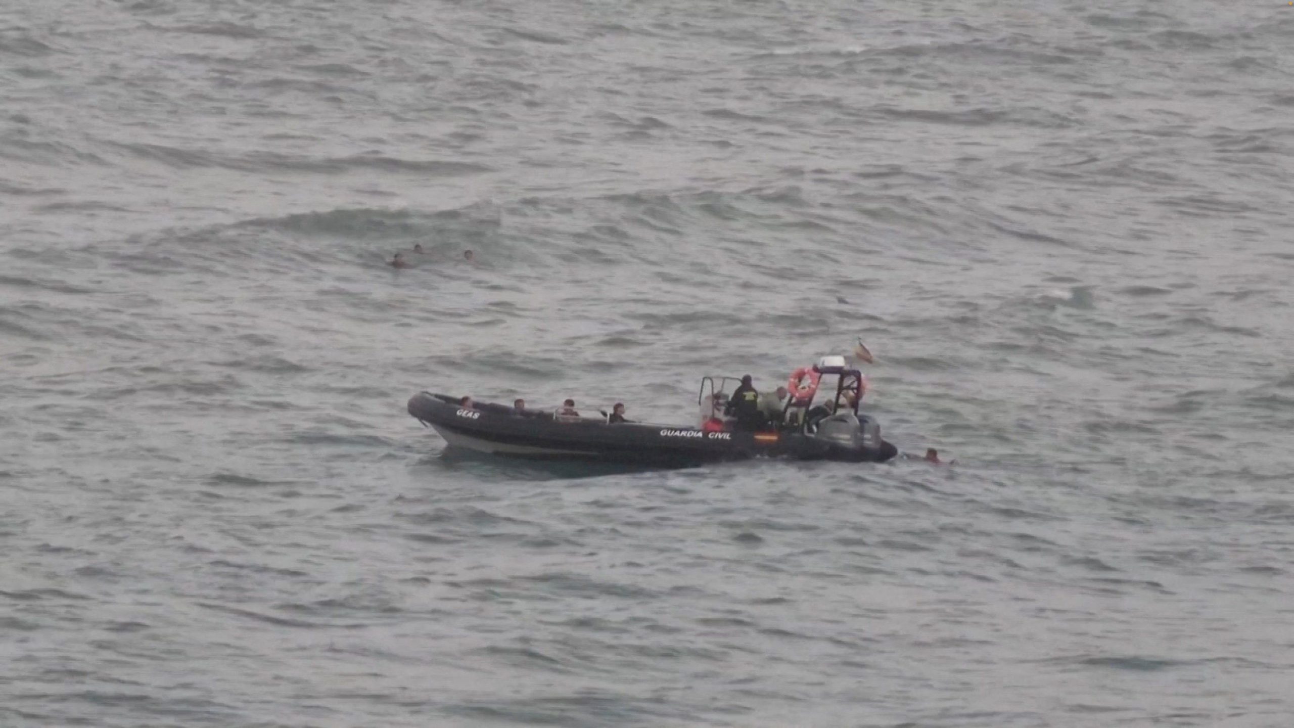 Spain: 12 migrants from north Africa missing off Balearic islands, 14 rescued