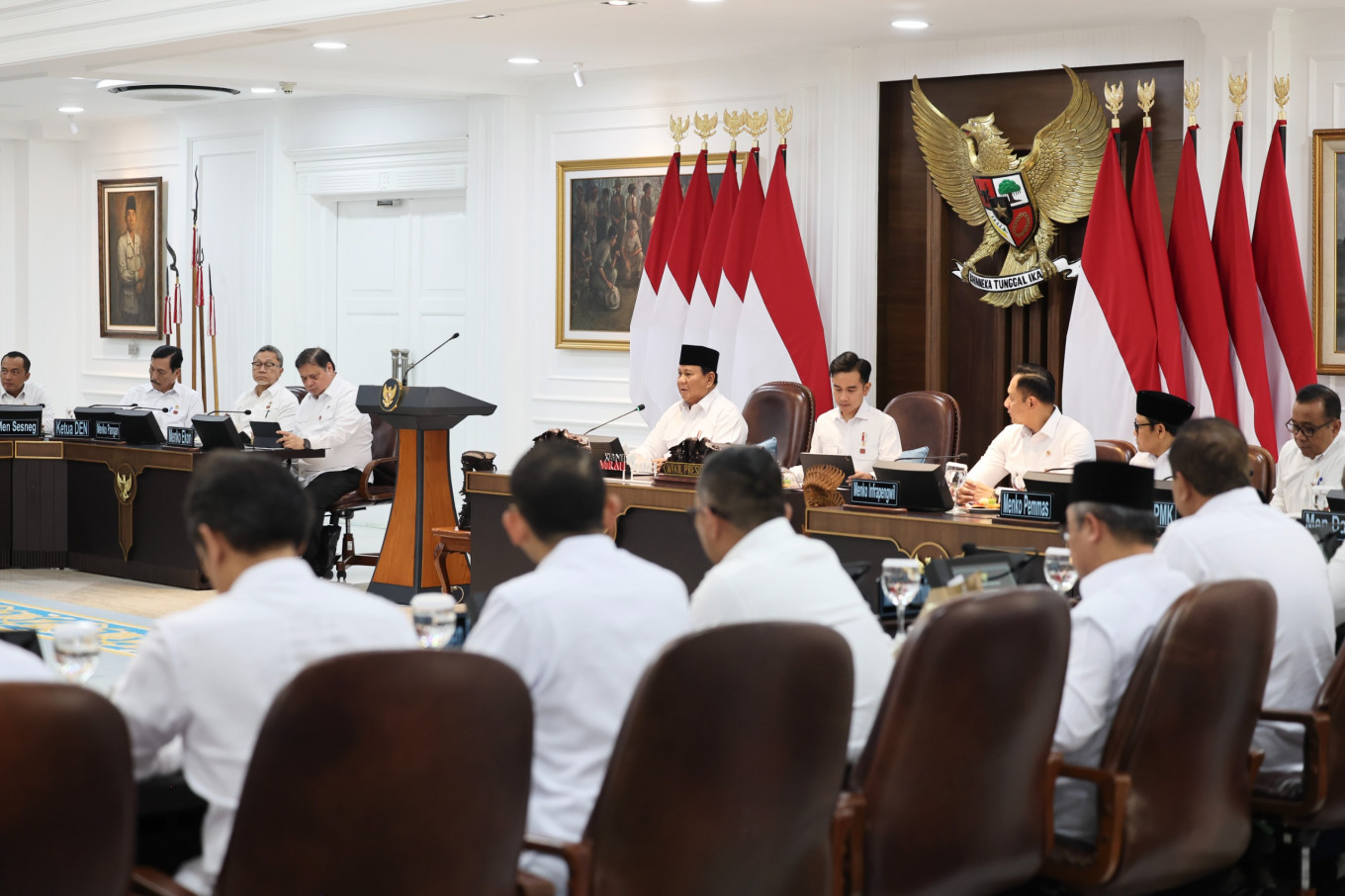 Indonesian President Reshuffles Cabinet After Weeklong Protest, Replacing Sri Mulyani