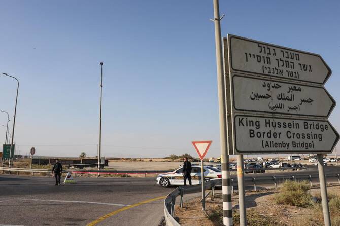 Palestine Says Israel To Indefinitely Close Main West Bank-Jordan Crossing