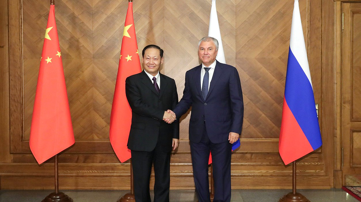 Russia, China Pledge To Strengthen Legislative Cooperation