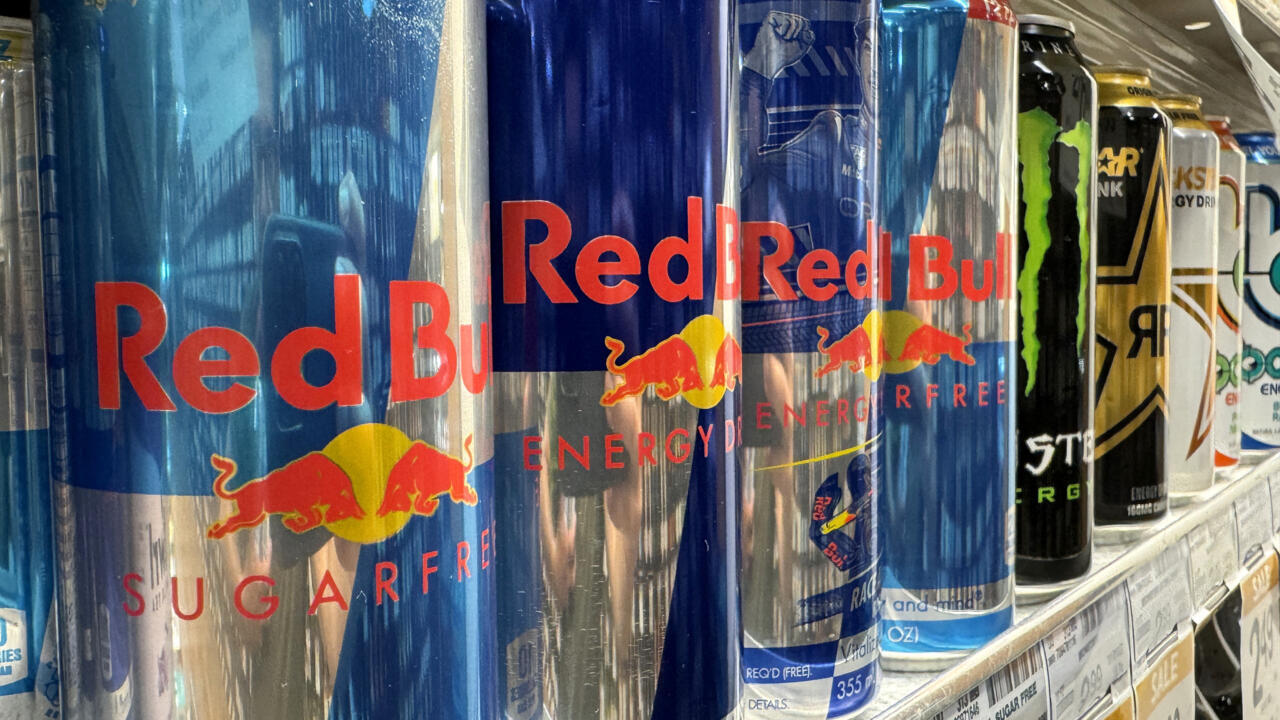 UK: England moves to ban sale of energy drinks to under 16 children – health minister