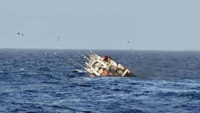 Five Mauritanians missing after two-fishing boats collision; 21 people rescued