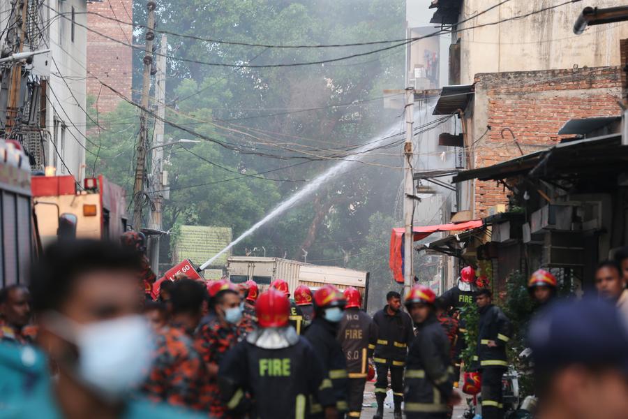 16 Died In Blaze At Bangladeshi Chemical Warehouse, Garment Factory