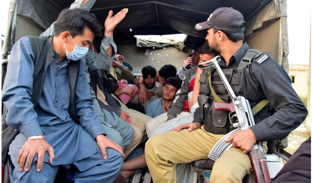 170 Afghan Inmates Set Free From Pakistan, Iraq