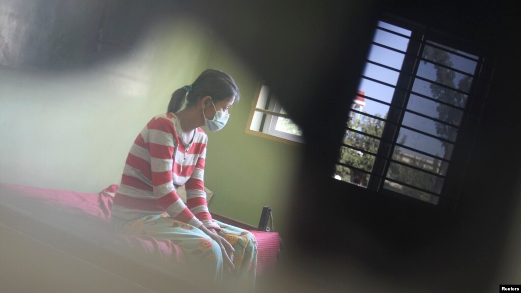 HIV/AIDS Killed 1,000 People In Cambodia Last Year, Down Nine Percent: PM